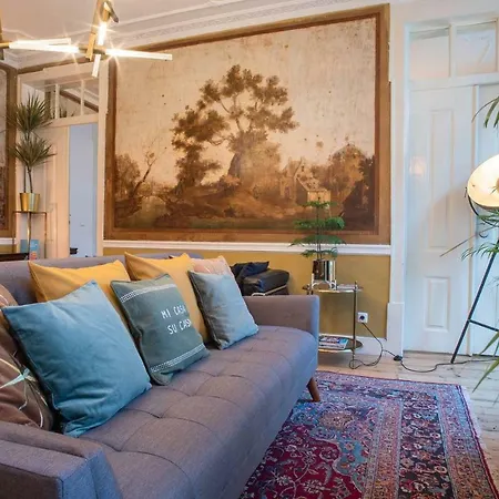 Chiado Nobre 2 Bedroom Apartment *